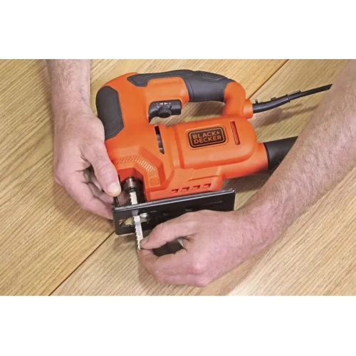 Електролобзик Black+Decker BES603 (BES603)