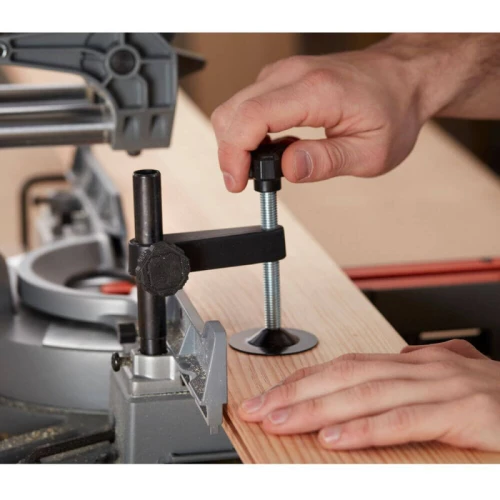 Пила торцювальна мережева BLACK+DECKER BES700 (BES700)