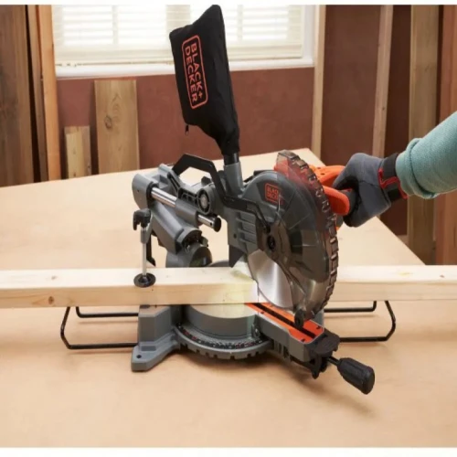 Пила торцювальна мережева BLACK+DECKER BES701 (BES701)