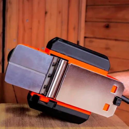 Электрорубанок Black+Decker BEW712 (BEW712)