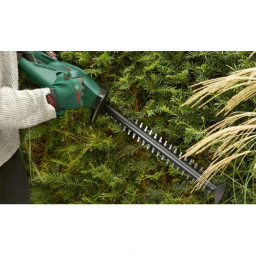Кусторез аккумуляторный Bosch Easy HedgeCut 18-45 (без АКБ и ЗУ) (0600849H03)