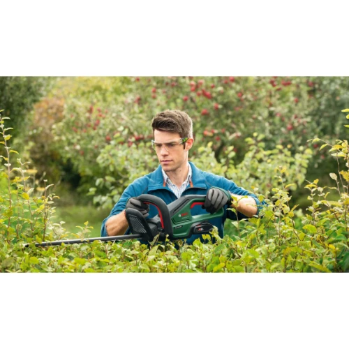 Кусторез аккумуляторный Bosch UniversalHedgecut 18V-50 (АКБ и ЗУ) (0600849K01)