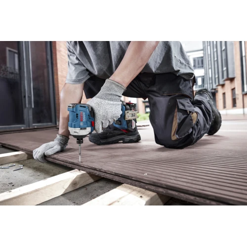Акумуляторний ударний гайковерт Bosch Professional GDR 18V-215 у кейсі (АКБ і ЗП) (06019N2022)