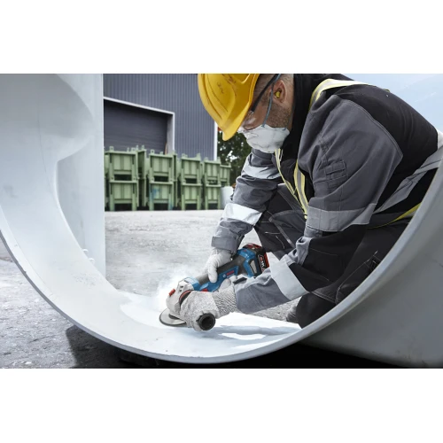 Аккумуляторная болгарка Bosch GWS 18V-11 S Professional L-BOXX 136 (АКБ и ЗУ) (06019N4103)