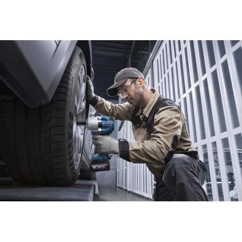 Акумуляторний ударний гайковерт Bosch PRO GDS 18V-780 (без АКБ та ЗП) (06019P4000)
