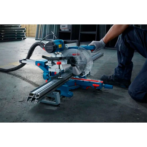 Торцювальна пила Bosch Professional GCM 254 D (0601B53000)