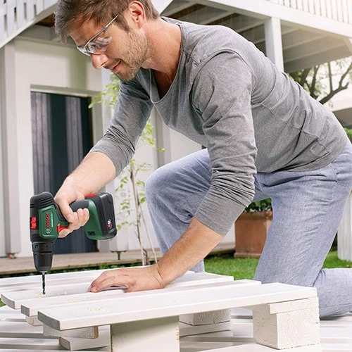 Аккумуляторная дрель-шуруповерт Bosch UniversalDrill 18V (06039D4002)