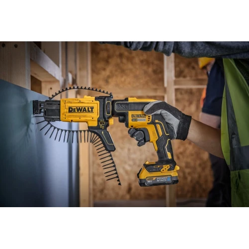 Акумуляторний безщітковий шуруповерт DeWALT (АКБ і ЗП) (DCF620E1K)