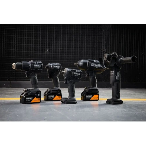 Набір із п’яти акумуляторних безщіткових інструментів McLaren F1 TEAM SPECIAL EDITION DeWALT DCK5222MP3T (АКБ і ЗП) (DCK5222MP3T)