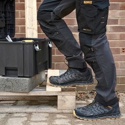 Кросівки робочі DeWALT FARGO розмір 41 (DWF50233-101-7)