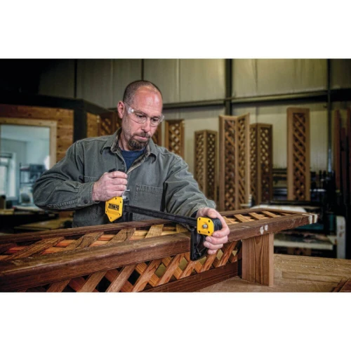 Струбцина триггерная DeWALT XL 600 мм (DWHT0-83186)