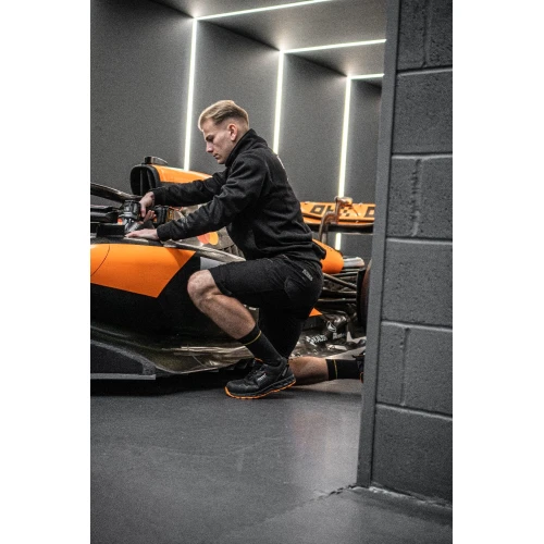 Кросівки робочі DeWALT TORQUE McLaren F1 Team розмір 42 (DXFWMC50338-126-08)