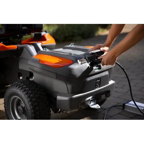 Зарядний пристрій для райдерів Husqvarna PS 300C (5375480-01)