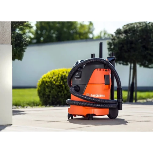 Пылесос гаражный Husqvarna WDC 220 (9679079-01)