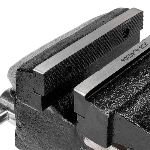 Тиски стальные с наковальней поворотные JCB Tools 6" 150 мм JCB-6540306 (СТ-00165334)