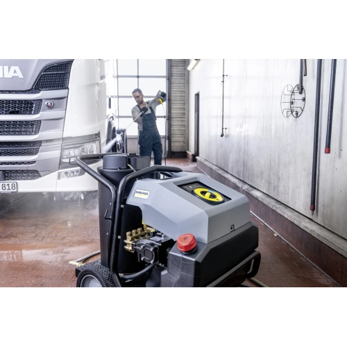 Аппарат высокого давления Karcher HDS 8/18-4 C Classic (1.030-913.0)