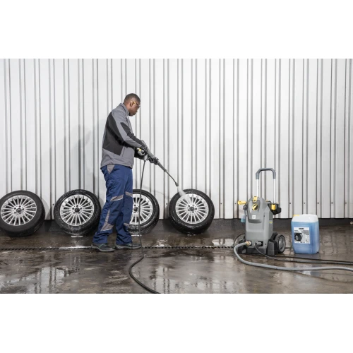Апарат високого тиску з фрезою для бруду Karcher HD 6/15 M Plus (1.150-932.0)