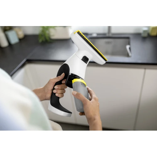Аккумуляторный оконный пылесос Karcher WV 1 Compact Care (1.633-628.0)