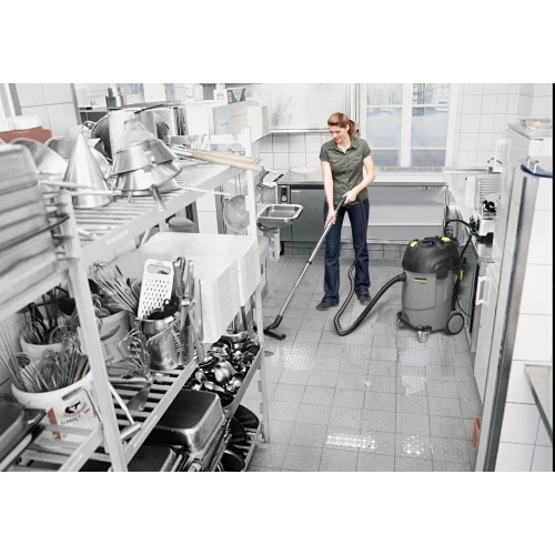 Професійний пилосос для вологого та сухого прибирання Karcher NT 65/2 Ap (1.667-291.0)