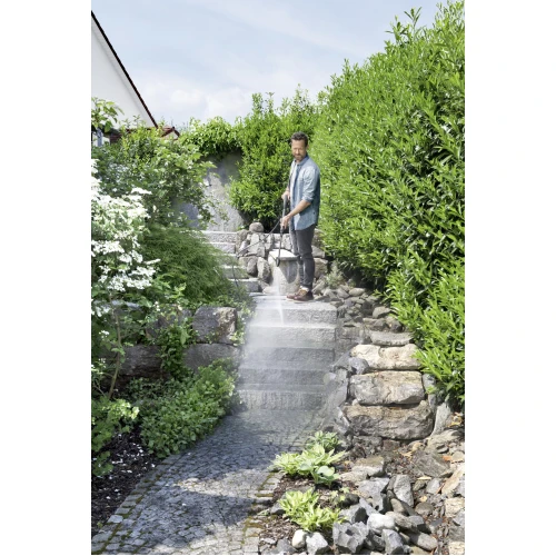 Мини-мойка Karcher K 4 Compact UM (1.679-406.0)