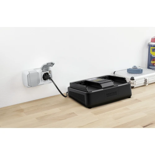 Быстрозарядное устройство Karcher Dual Battery Power 18 В (2.445-028.0)
