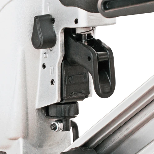 Пневматический гвоздезабиватель Makita AF635 (AF635)