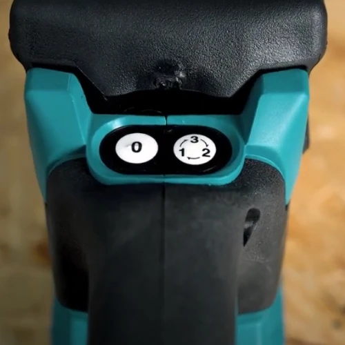 Аккумуляторная вибрационная шлифмашина Makita DBO380Z без АКБ и зарядного устройства (DBO380Z)