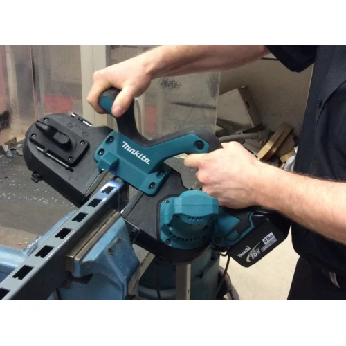 Аккумуляторная ленточная пила Makita DPB181Z без АКБ и ЗУ (DPB181Z)