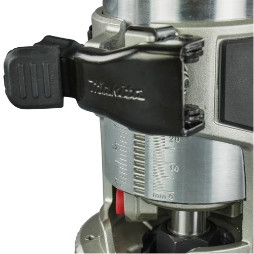 Аккумуляторный кромочный фрезер Makita XGT 40 V MAX RT001GM210 (RT001GM210)