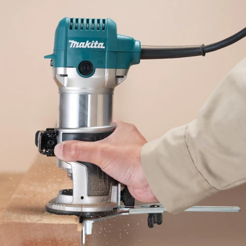 Фрезер Makita RT0702CX2 (RT0702CX2)