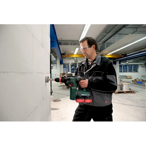 Аккумуляторный перфоратор Metabo KHA 36-18 LTX 32 (600796650)