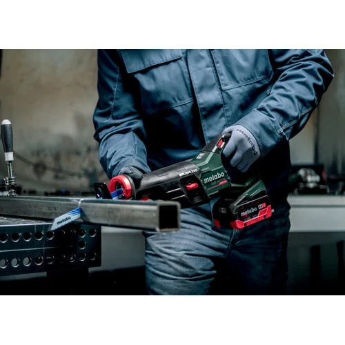 Акумуляторна шабельна пила Metabo SSEP 18 LT BL metaBOX (601617840)