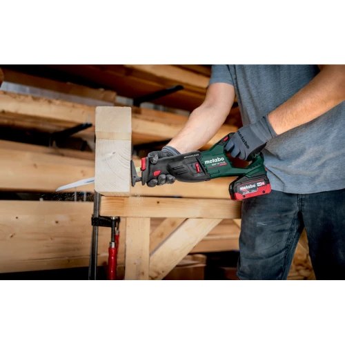 Акумуляторна шабельна пила Metabo SSEP 18 LT BL (601617850)