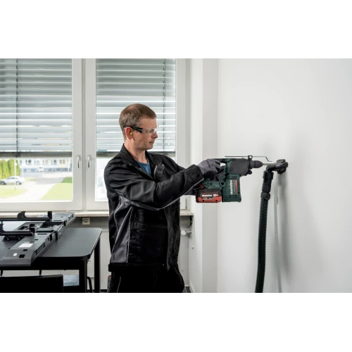 Аккумуляторный перфоратор Metabo KH 18 LTX BL 24 (601713850)