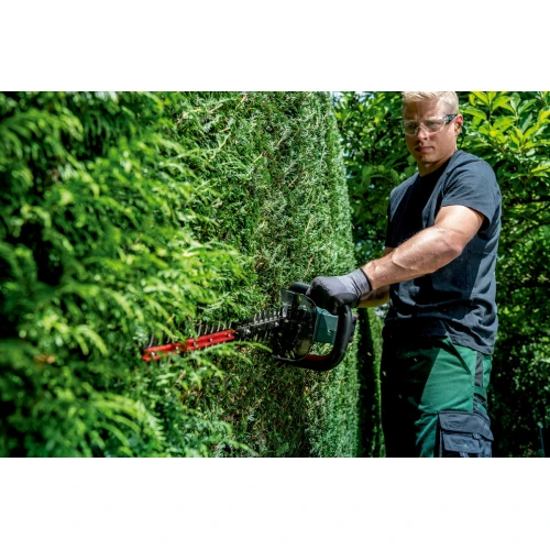 Аккумуляторный кусторез Metabo HS 18 LTX BL 65 (601723850)