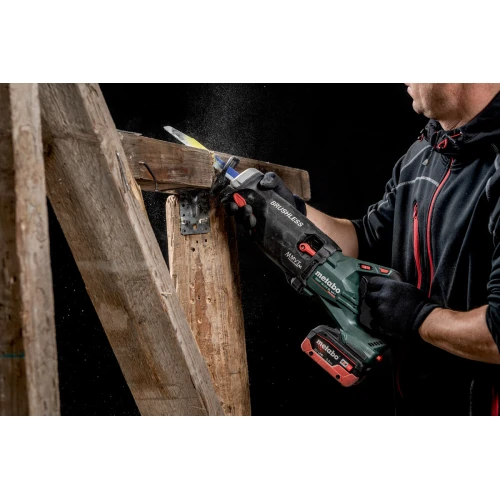 Акумуляторна шабельна пила Metabo SSEP 18 LTX BL MVT (602258840)