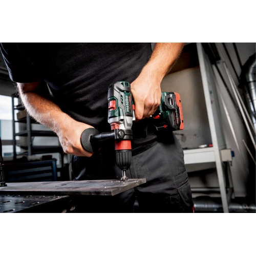 Аккумуляторный шуруповерт-резьбонарезчик Metabo GB 18 LTX BL Q I (602362840)