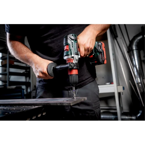 Аккумуляторный шуруповерт-резьбонарезчик Metabo GB 18 LTX BL Q I (602362840)