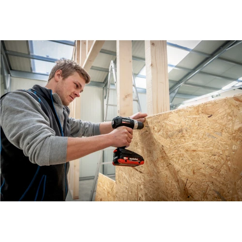 Аккумуляторная дрель-шуруповерт Metabo BS 18 LT BL SE (602367800)