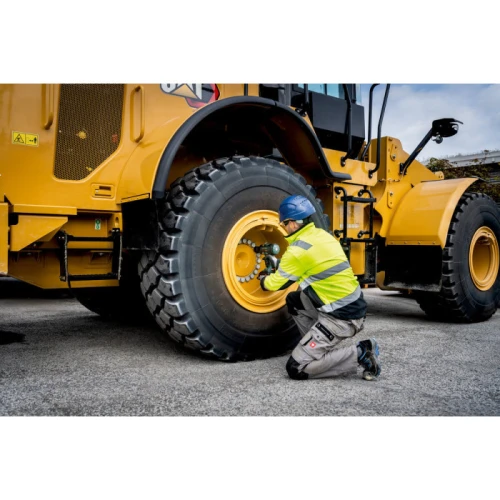 Акумуляторний ударний гайковерт Metabo SSW 18 LTX 1750 BL (АКБ + ЗП) (602402660)