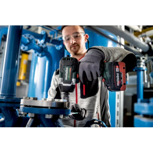 Акумуляторний ударний гайкокрут Metabo SSW 18 LTX 800 BL в кейсі (602403840)