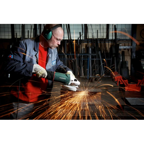 Кутова шліфувальна машина Metabo WE 24-230 MVT (606469580)