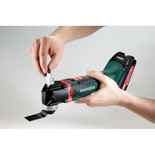 Акумуляторна багатофункціональна шліфувальна машина Metabo MT 18 LTX (613021510)