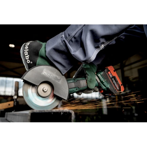 Акумуляторна кутова шліфувальна машина Metabo WPB 18 LT BL 11-125 Quick (АКБ + ЗП) (613059660)