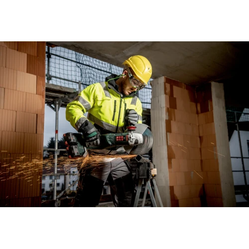 Аккумуляторная угловая шлифмашина Metabo WPB 36-18 LTX BL 24-230 Quick (АКБ + ЗУ) (613103810)