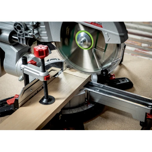 Аккумуляторная торцовочная пила Metabo KGS 18 LTX BL 216 (АКБ + ЗУ) (614216810)