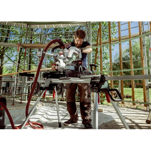 Акумуляторна торцювальна пила Metabo KGS 18 LTX BL 254 (614254850)