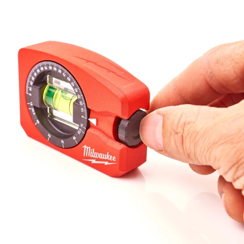 Уровень карманный магнитный Milwaukee 78 мм (4932459597)
