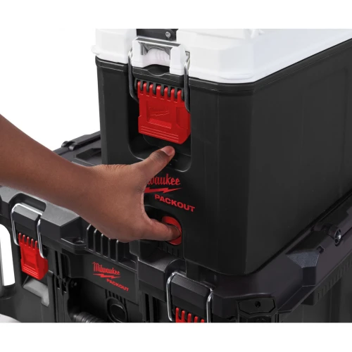 Ящик – термос Milwaukee PACKOUT 330x249x411 мм (4932471722)