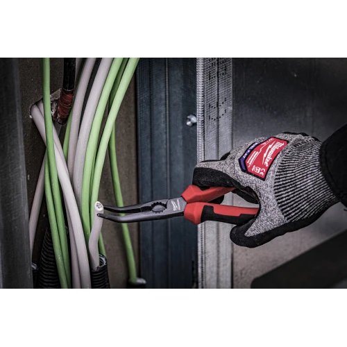 Длинногубцы изогнутые Milwaukee 205 мм (4932492466)